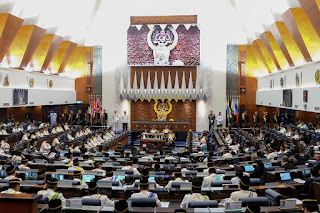 Noh baca pantun sindir Lim, Takiyuddin mahu bukti tuduhan ...