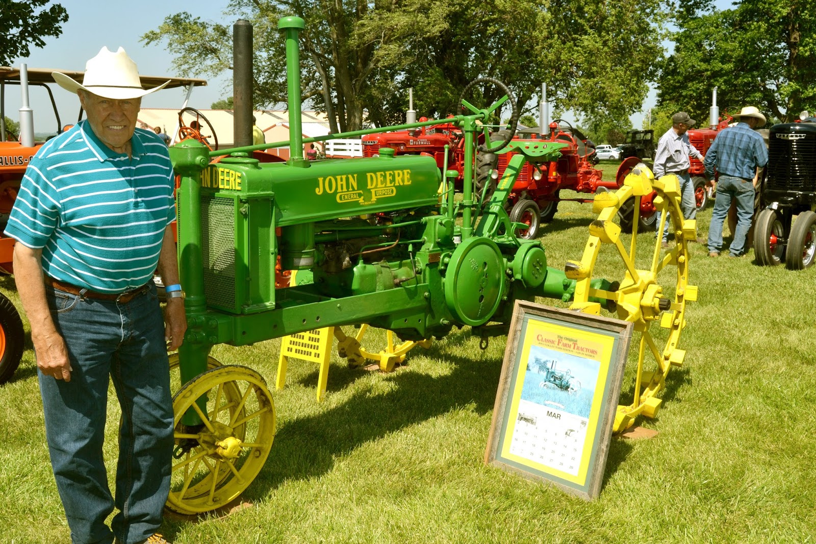 Saturdays Vintage Finds Local Vintage Tractor Show