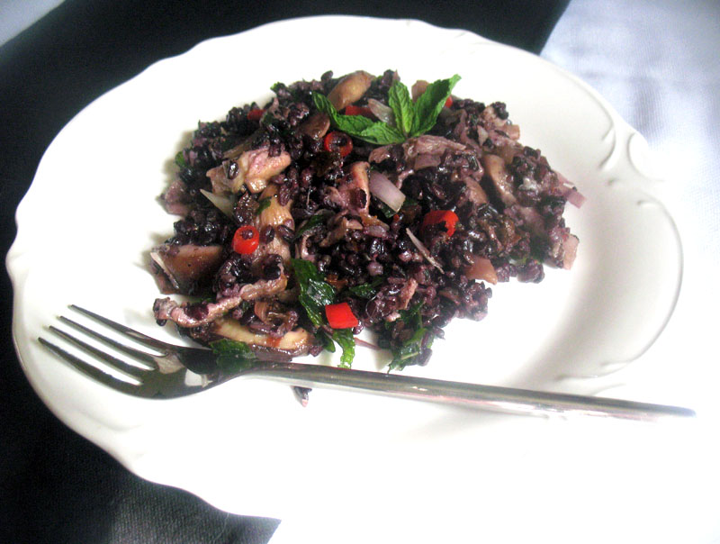 ThaiInspired Black Rice and Mushroom Salad Lisa's Kitchen