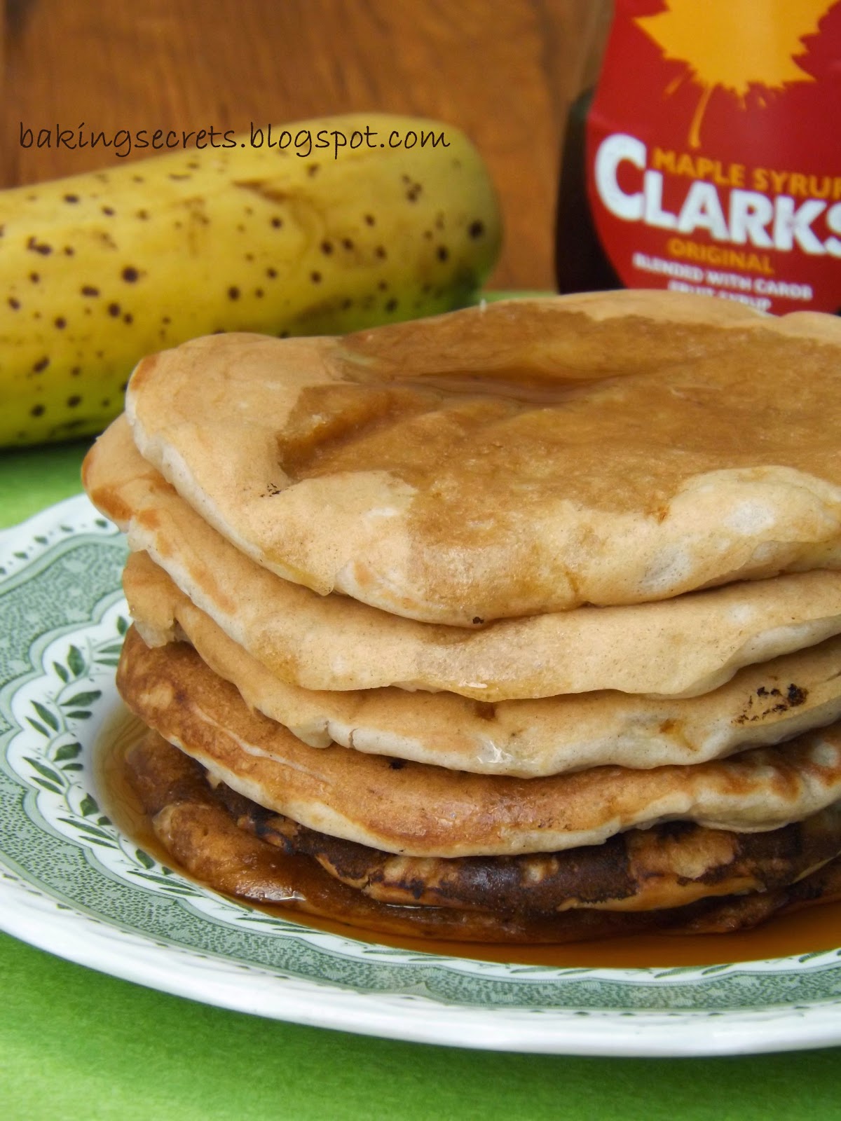 Baking Secrets Blynai su kokosų pienu ir bananais Coconut Milk
