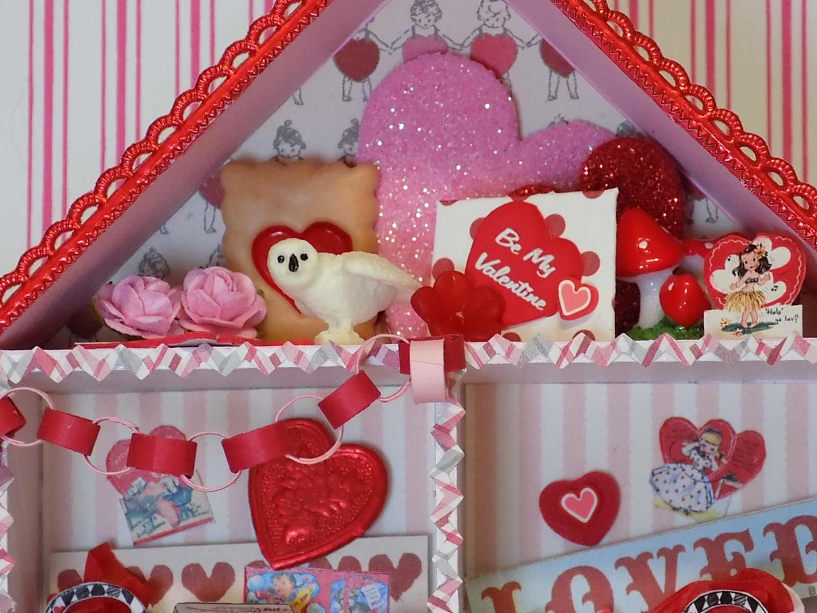flew the coop Valentine House with Mini Envelopes