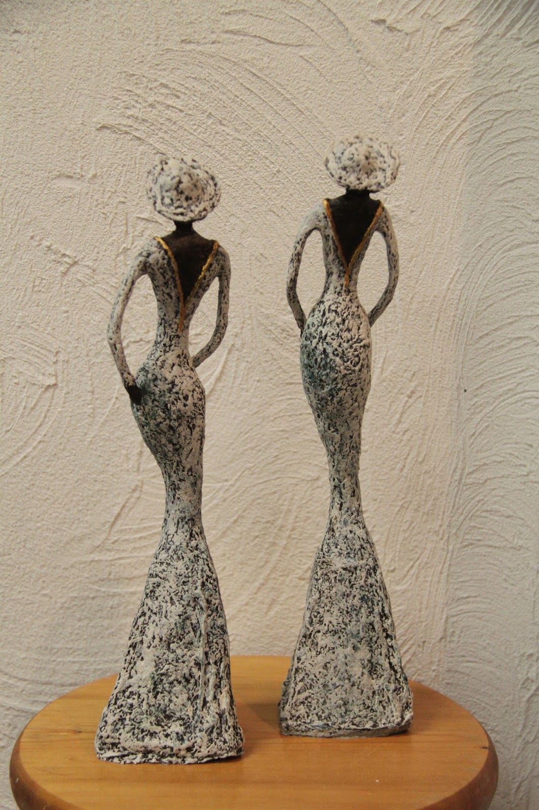 Atelier Soeff Papier maché beelden van Patricia