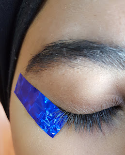 makeup, makeup tutorial, greece, tassel earrings, hijabi, turban hijab, hijabi blogger, makeup blogger, makeup blog, step by step tutorial, eyeshadow tutorial, smokey blue eye, smokey blue eye tutorial, tutorial, silver eye tutorial, blue and silver eye tutorial, pink lips, anastasia beverly hills, urban decay, the body shop, mikyajy, red cherry lashes, nars cosmetics, morphe cosmetics, indigo, indigo makeup, indigo eye makeup, urban decay naked tutorial, urban decay naked palette, urban decay smoky palette, urban decay smoky tutorial