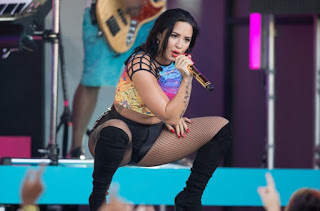 Demi Lovato hot