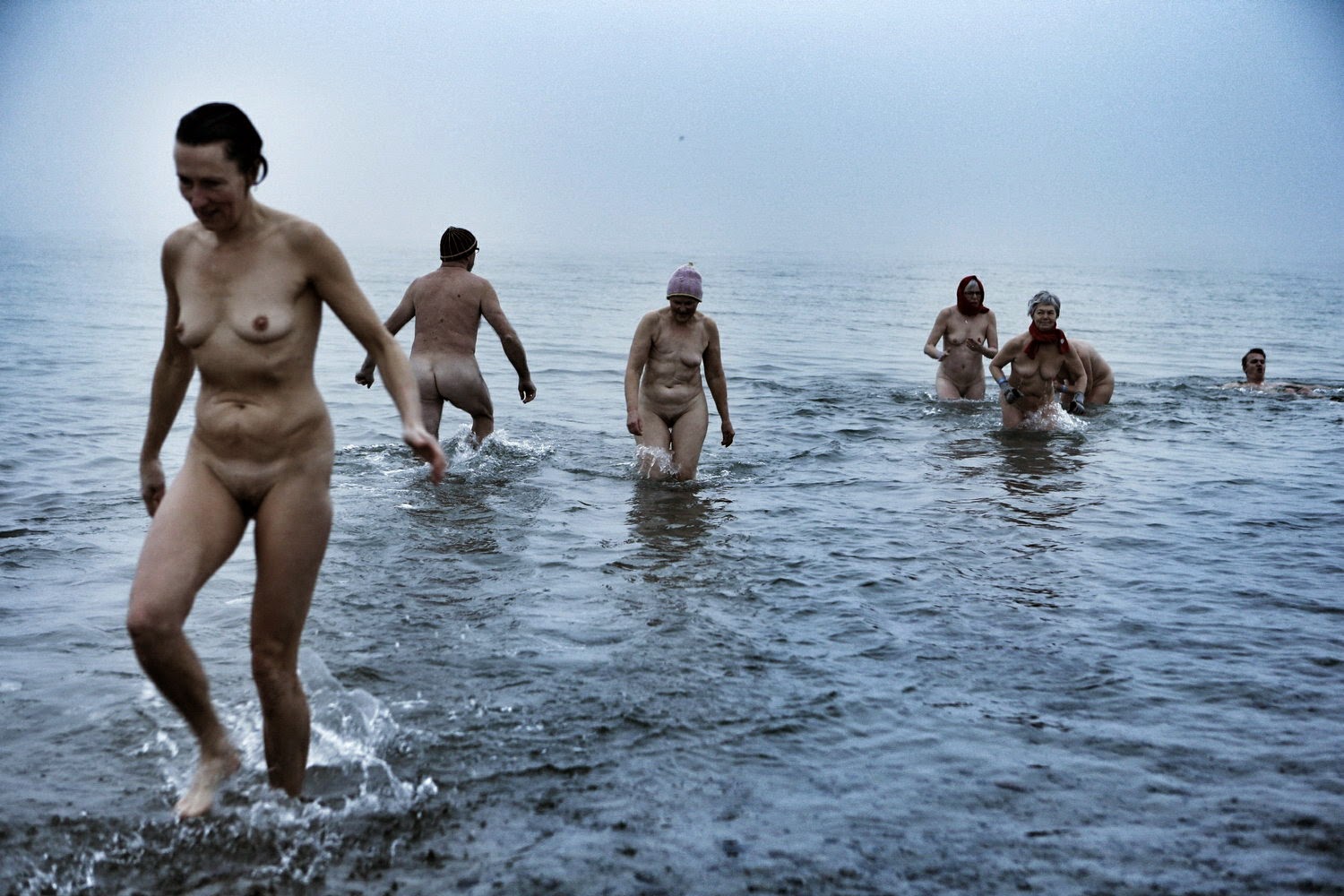 Group nudists - World Record Skinny-dip attempt.