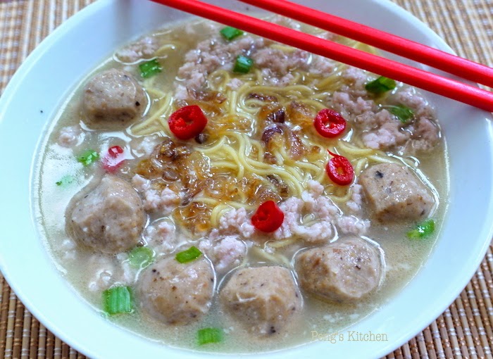 Peng's Kitchen: 肉脞面 Bak Chor Mee (Soup Version)
