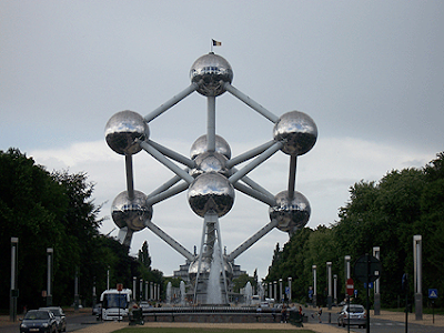 El Atomium de Bruselas (Bélgica - julio 2009)