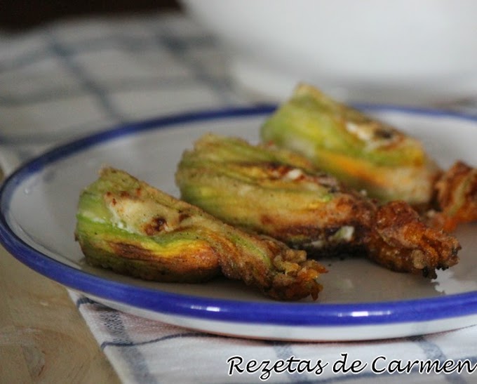 Flores de calabacín rellenas.