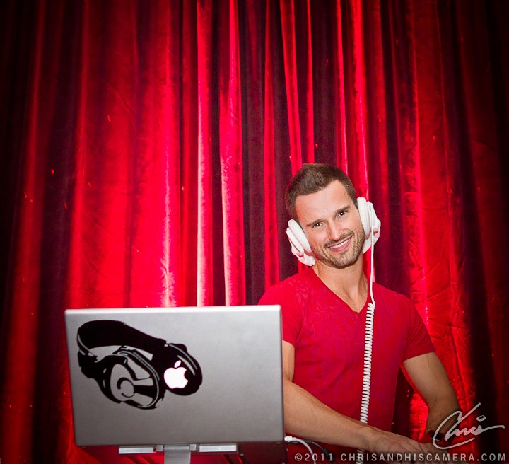 DALLAS LIGHT AND SOUND: Red Party at Frontiers of Flight Museum ...