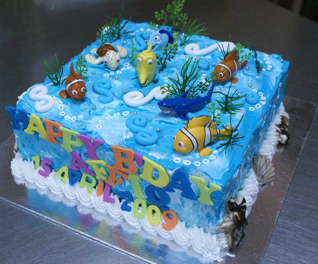 Kue tart beragam warna | jual beli kue basah | kue ulang tahun | murah