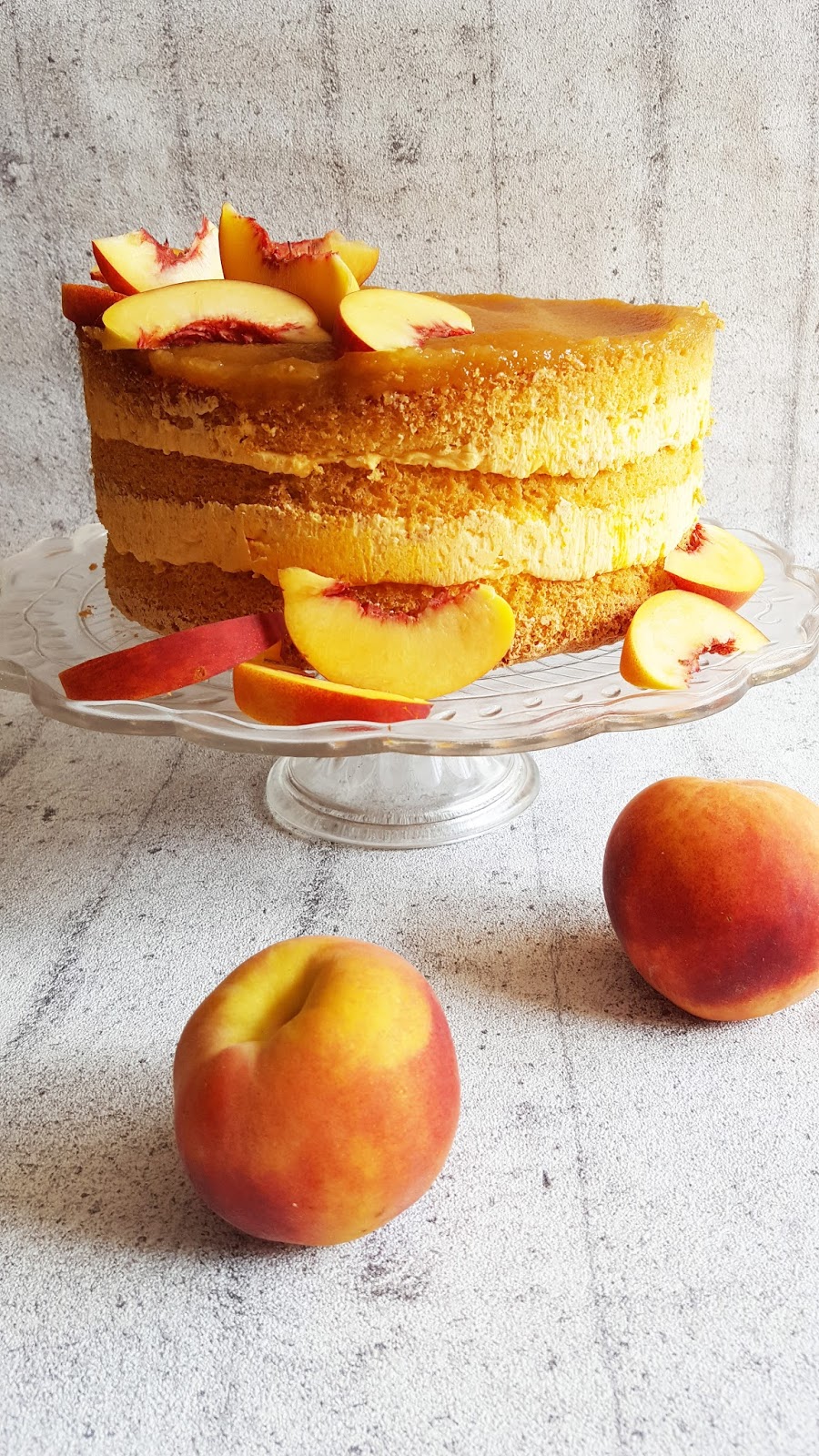 Süß &amp; Samtig: Pfirsich-Mandel-Torte