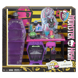 Monster High Home-Ick Classroom G1 Playsets Doll