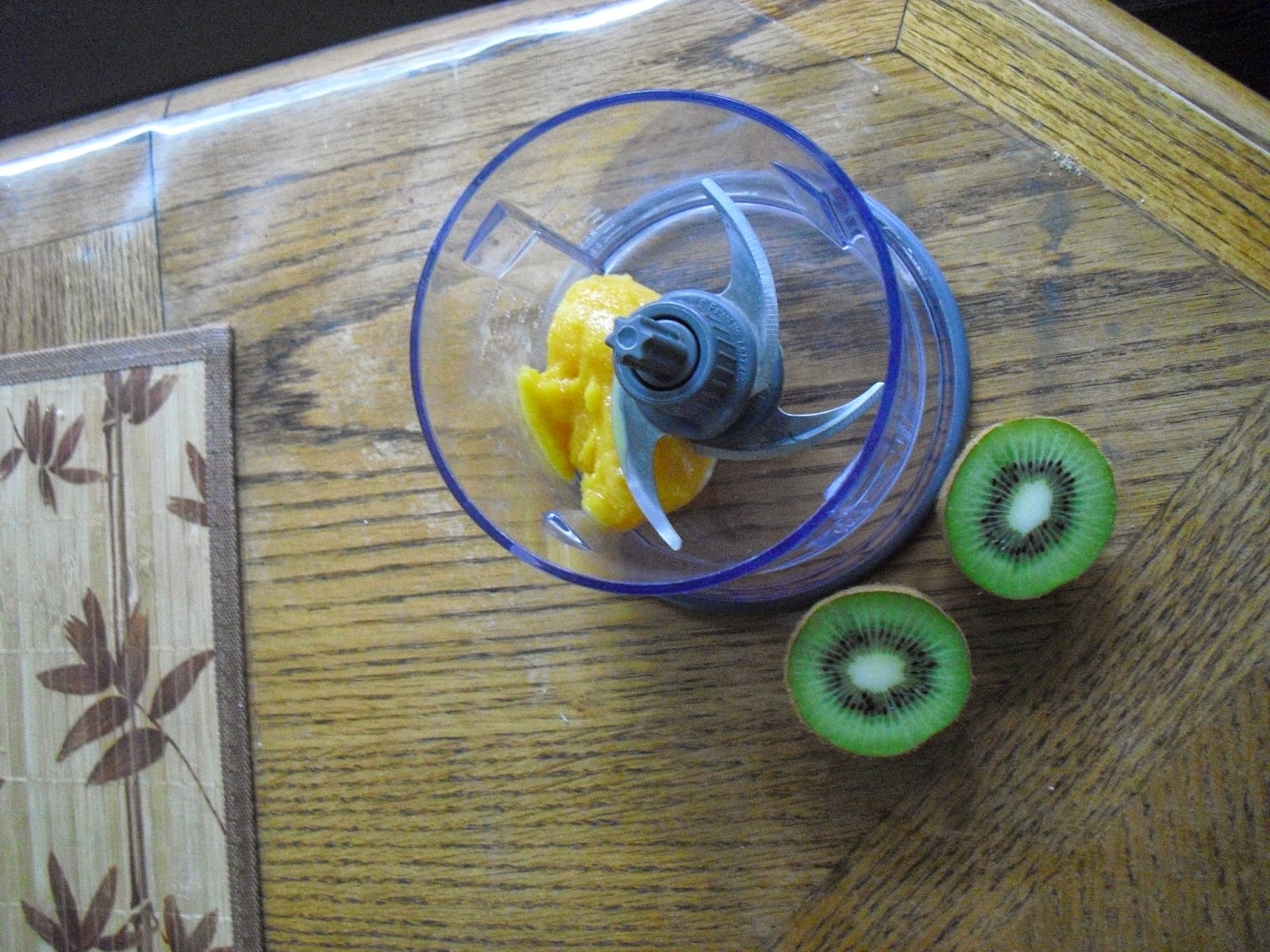 Somebody's Dinner Peanut Butter Oatmeal and a Kiwi Orange Smoothie