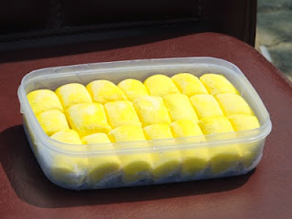 Pancake Durian yang Lezat Menggoda Pancake Durian, oleh-oleh khas Medan