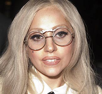 Gaga poses nude ~ Crunchy Views