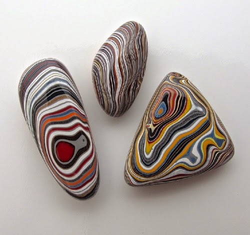29-Cindy-Dempsey-Motor-Agate-Fordite-Paint-Jewellery-www-designstack-co