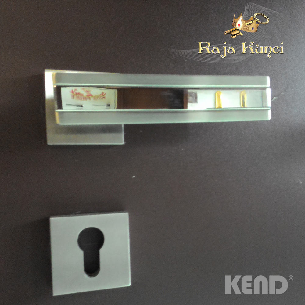 Handle Pintu Kayu: Handle Pintu Rumah Minimalis