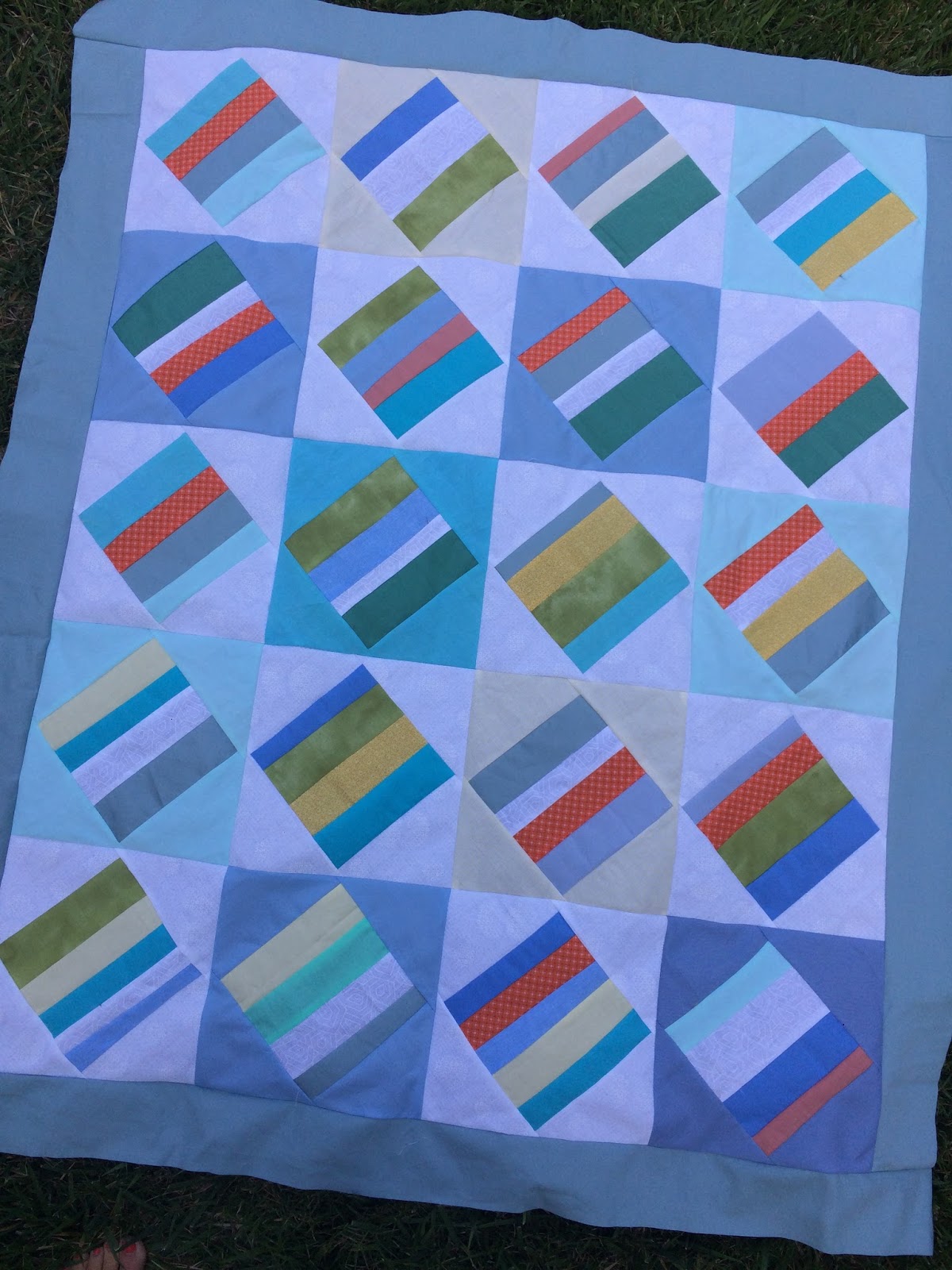 Love Laugh Quilt Monday Making with a tutorial