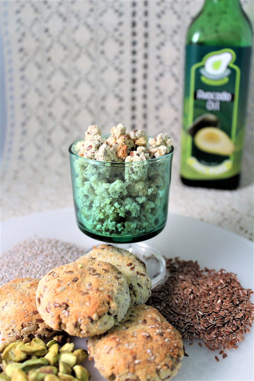 Chef Tess Bakeresse DiabeticFriendly Pistachio, Almond, Coconut, and