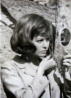 Hairstyles of the 1960s: The Bob - Style Sixties | Vintage Blog