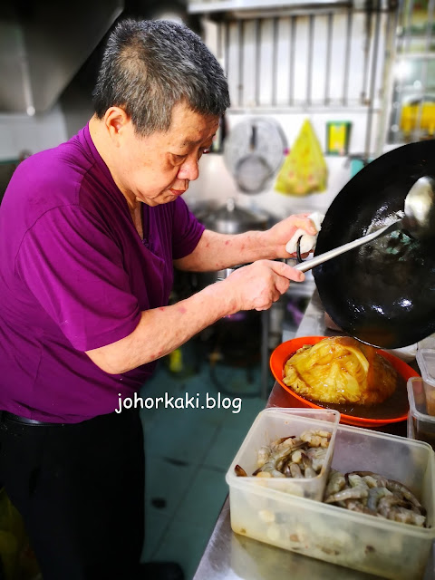 Chinese-New-Year-Dishes-Singapore-Chinatown
