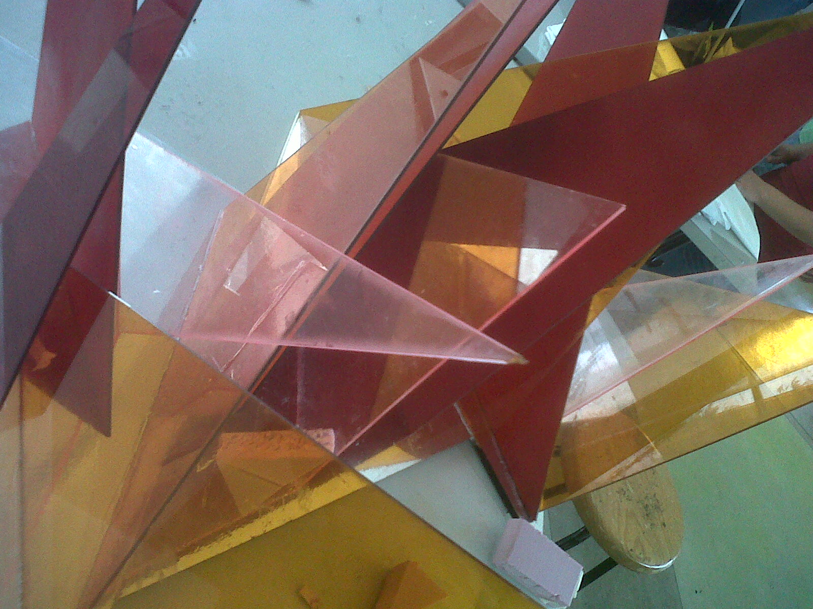 Fundamentos del Diseño Rompecabezas Tridimensional