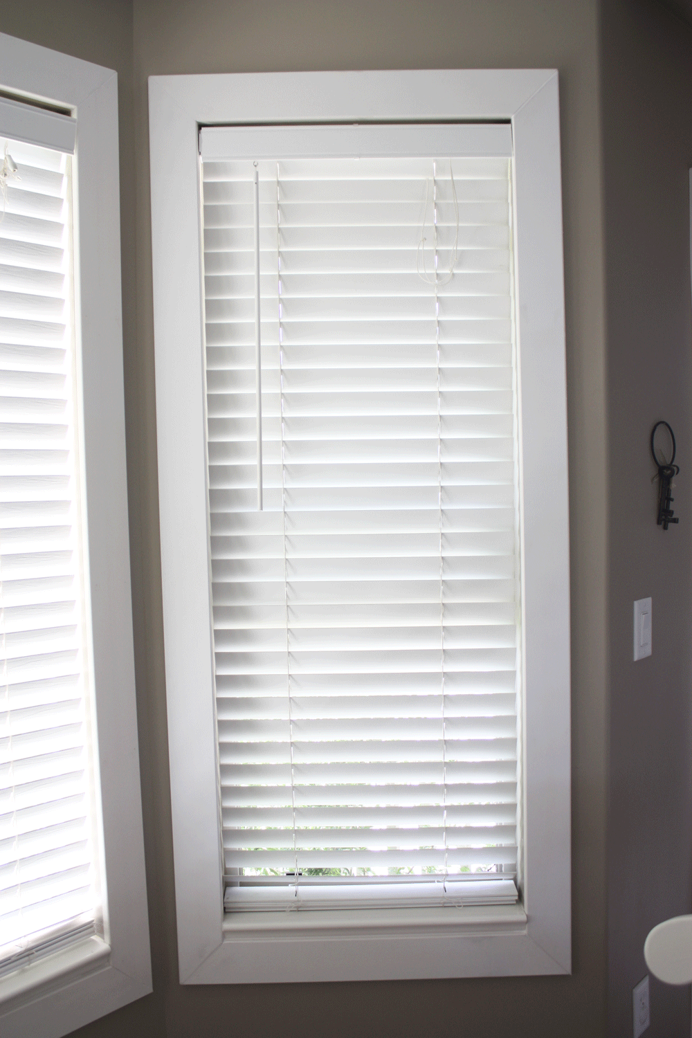 COUNTRY GIRL HOME : DIY window moldings