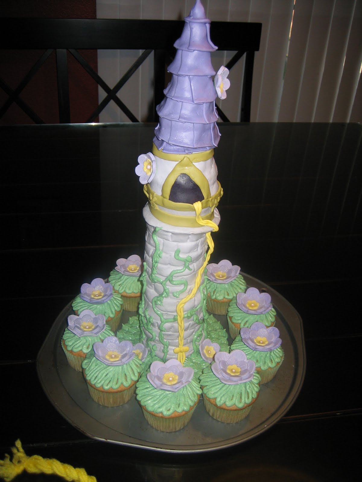 Sugar Stacks: "Tangled" Cake