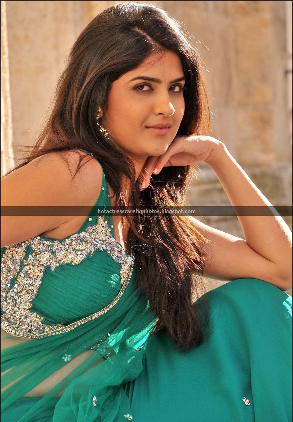 Hot Indian Actress Rare HQ Photos: Telugu Actress Deeksha Seth Hot Hip ...