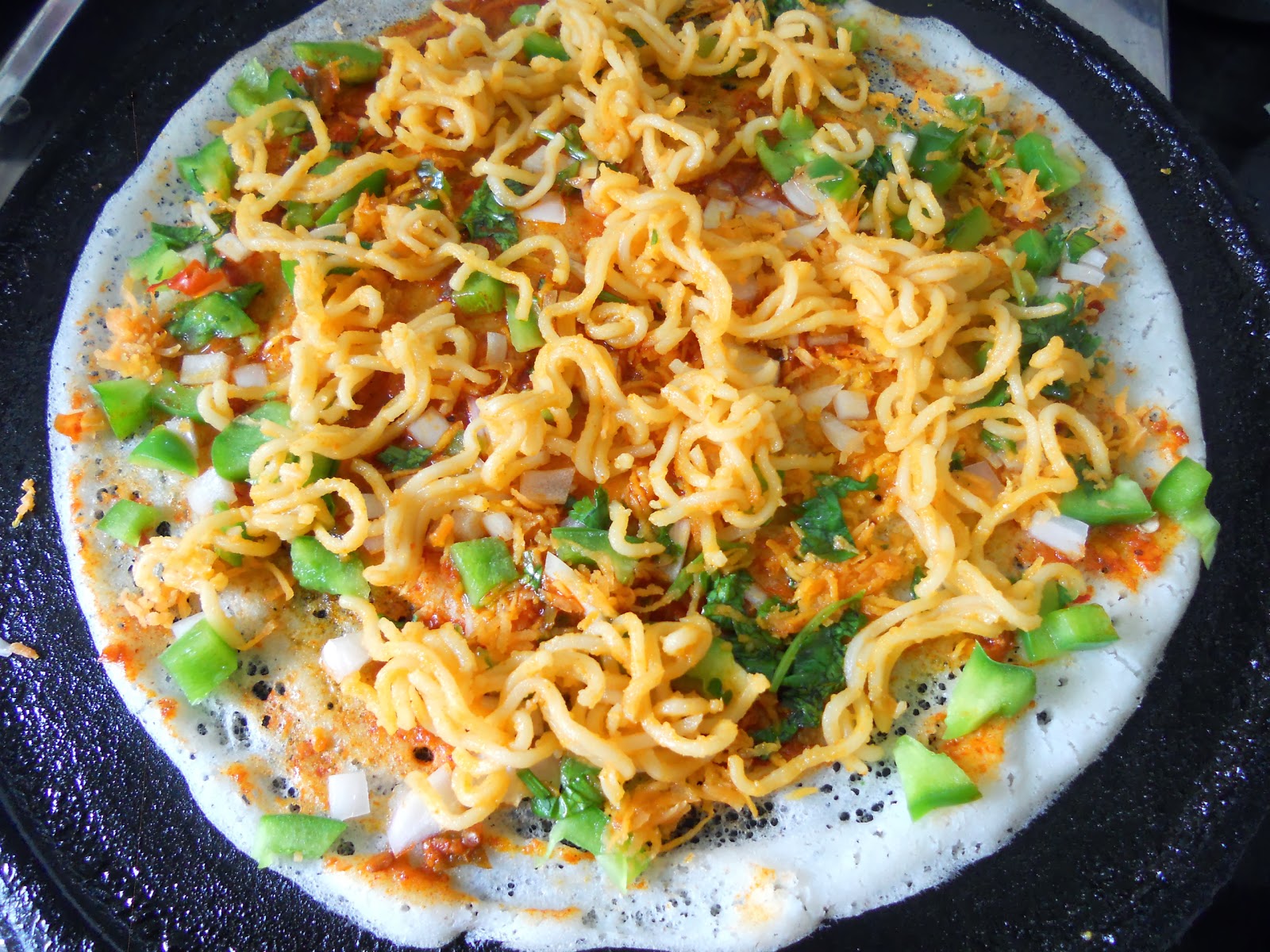 Schezwan Noodles Dosa
