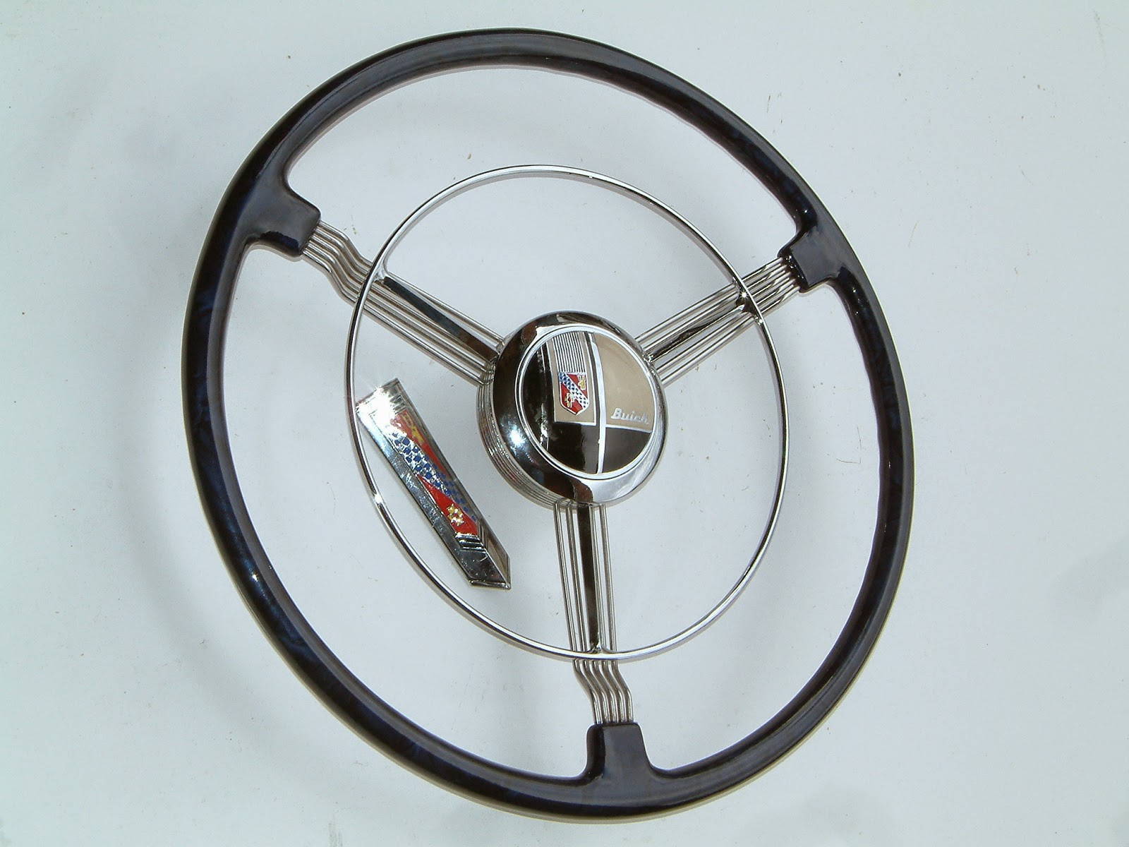 PearlCraft Buick 1938 steering wheel