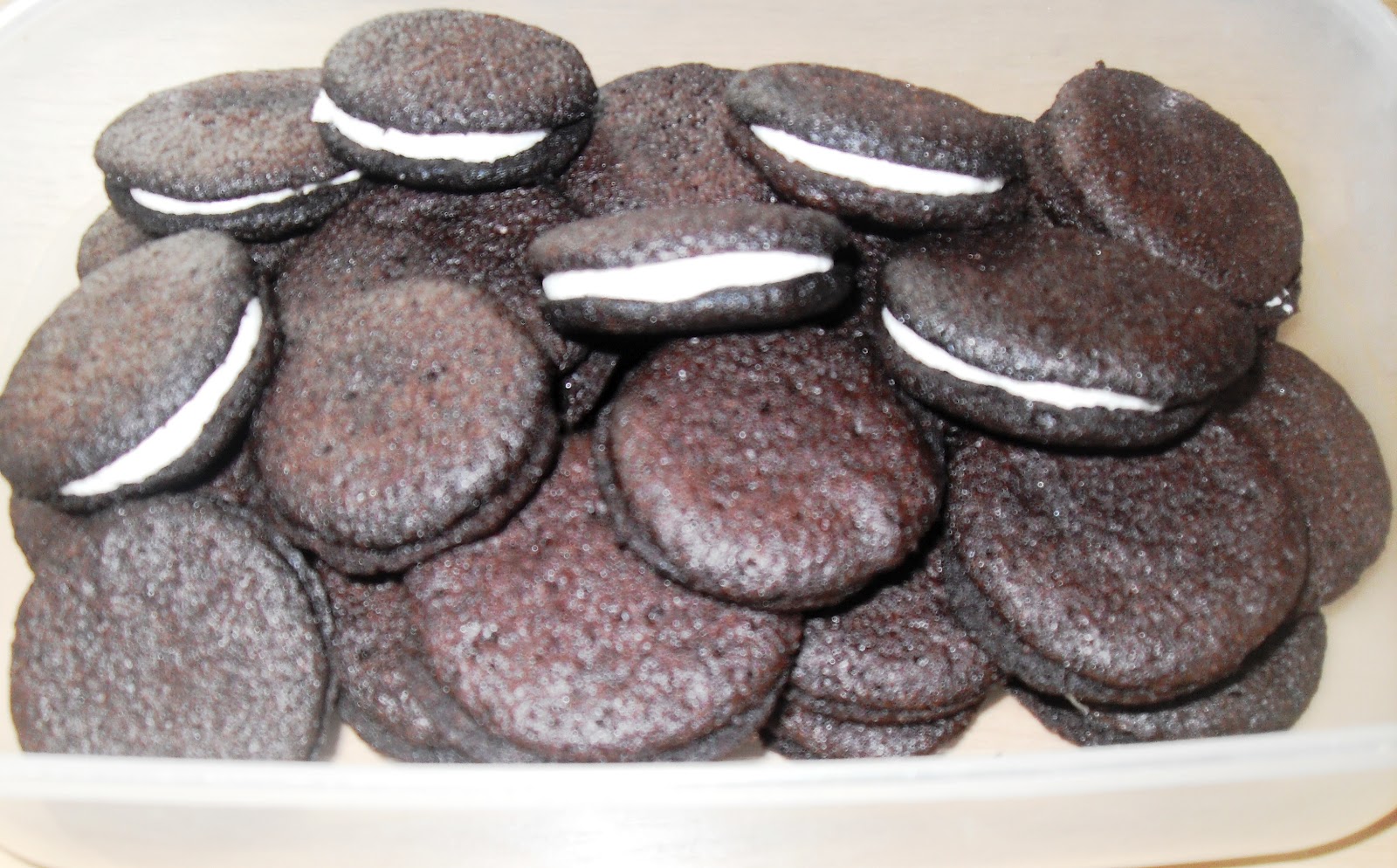 Sanna´s Hexenküche: Gefüllte Kekse (a la Oreo)