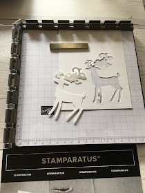  Stamparatus helps you perfectly align stamp images and get complete ink coverage