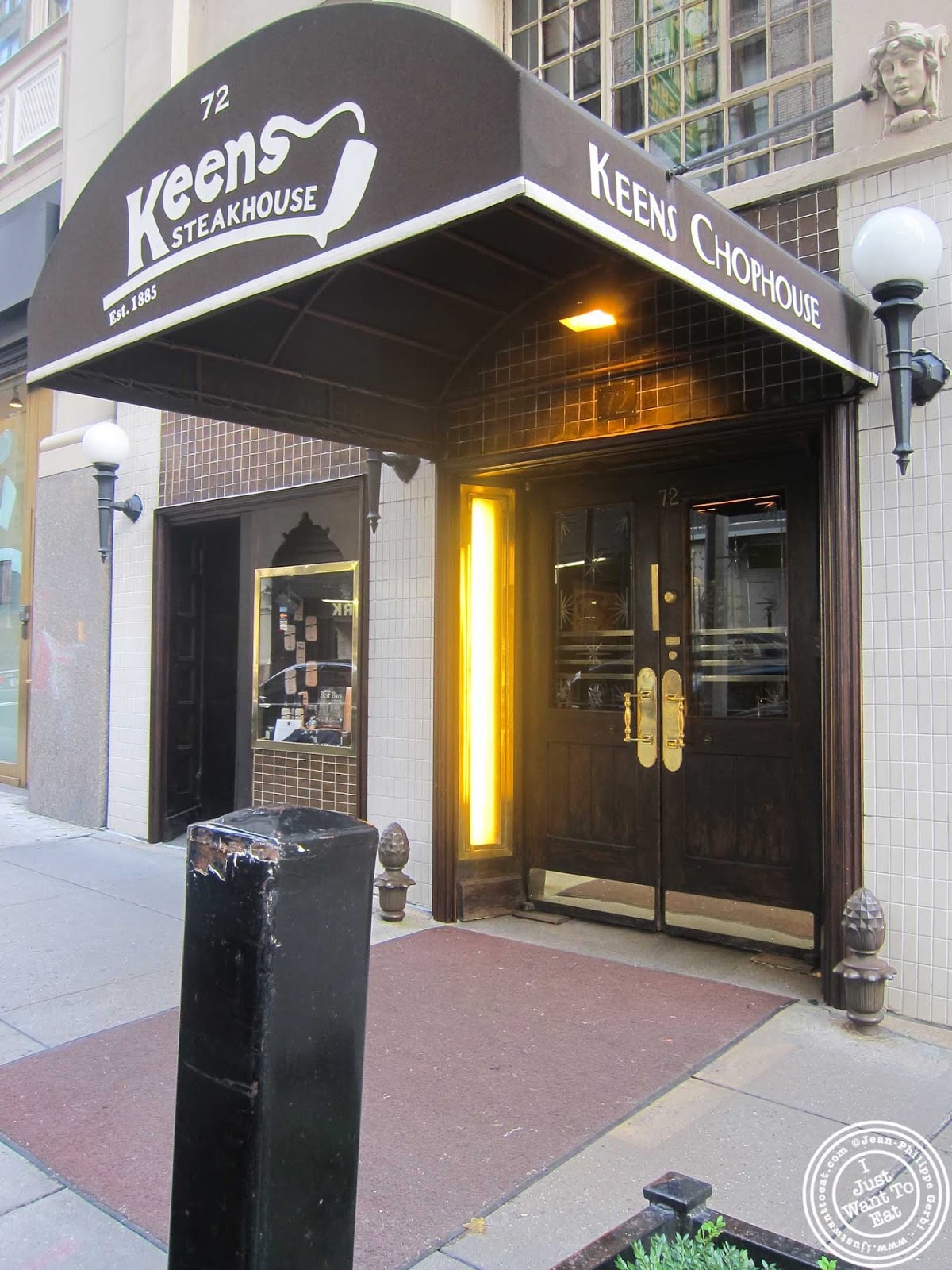 stores that sell keens near me