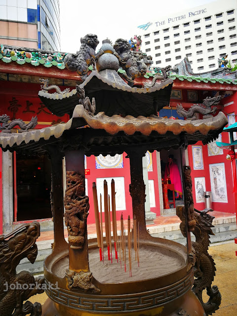 Johor Attractions. Old Chinese Temple in JB 柔佛古廟 Johor-Old-Chinese-Temple-JB-柔佛古廟