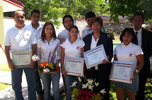 ANTONIO MORQUECHO PADRINO DE GENERACION