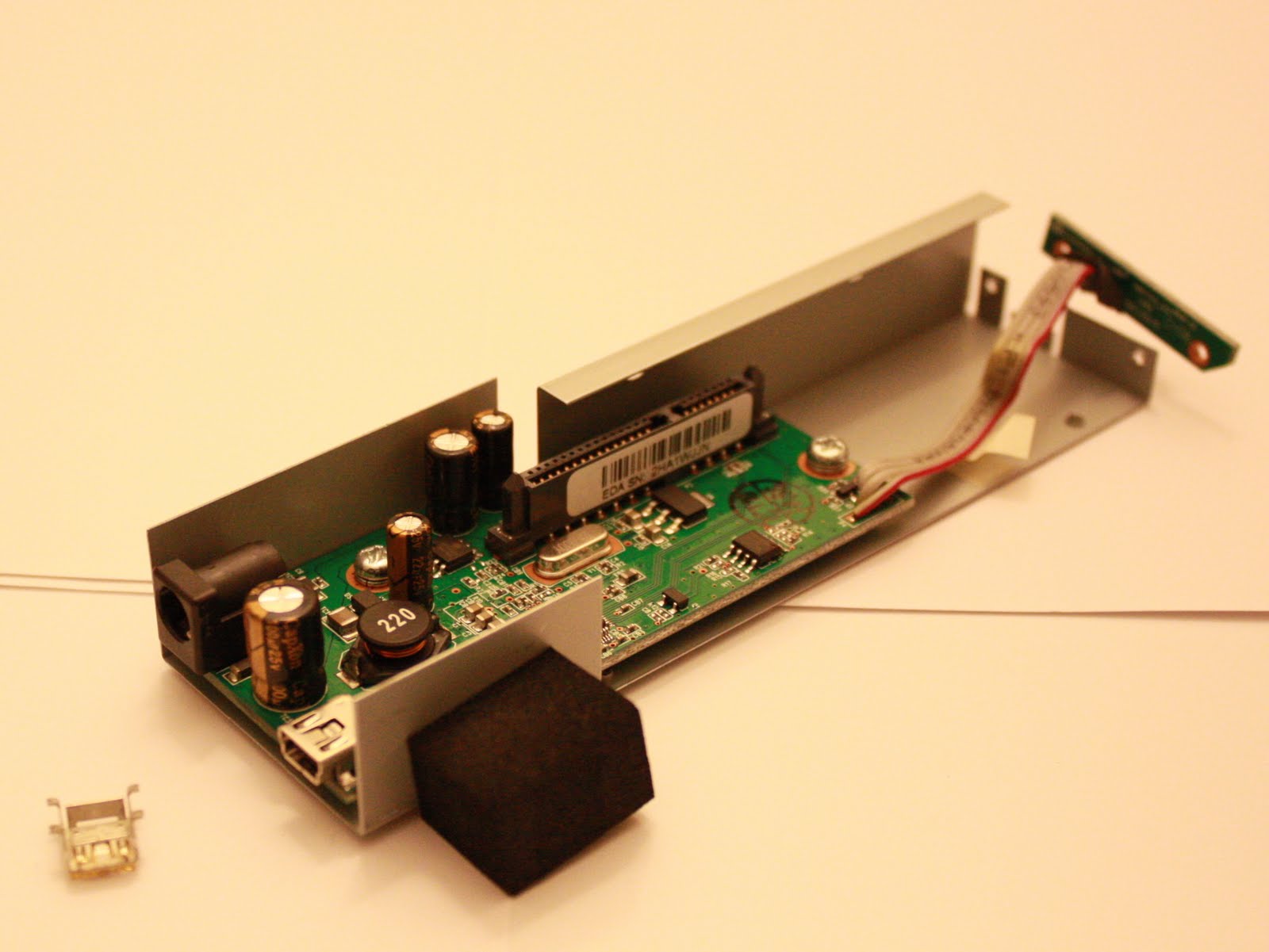 kkoATwork: How to open Maxtor OneTouch 4