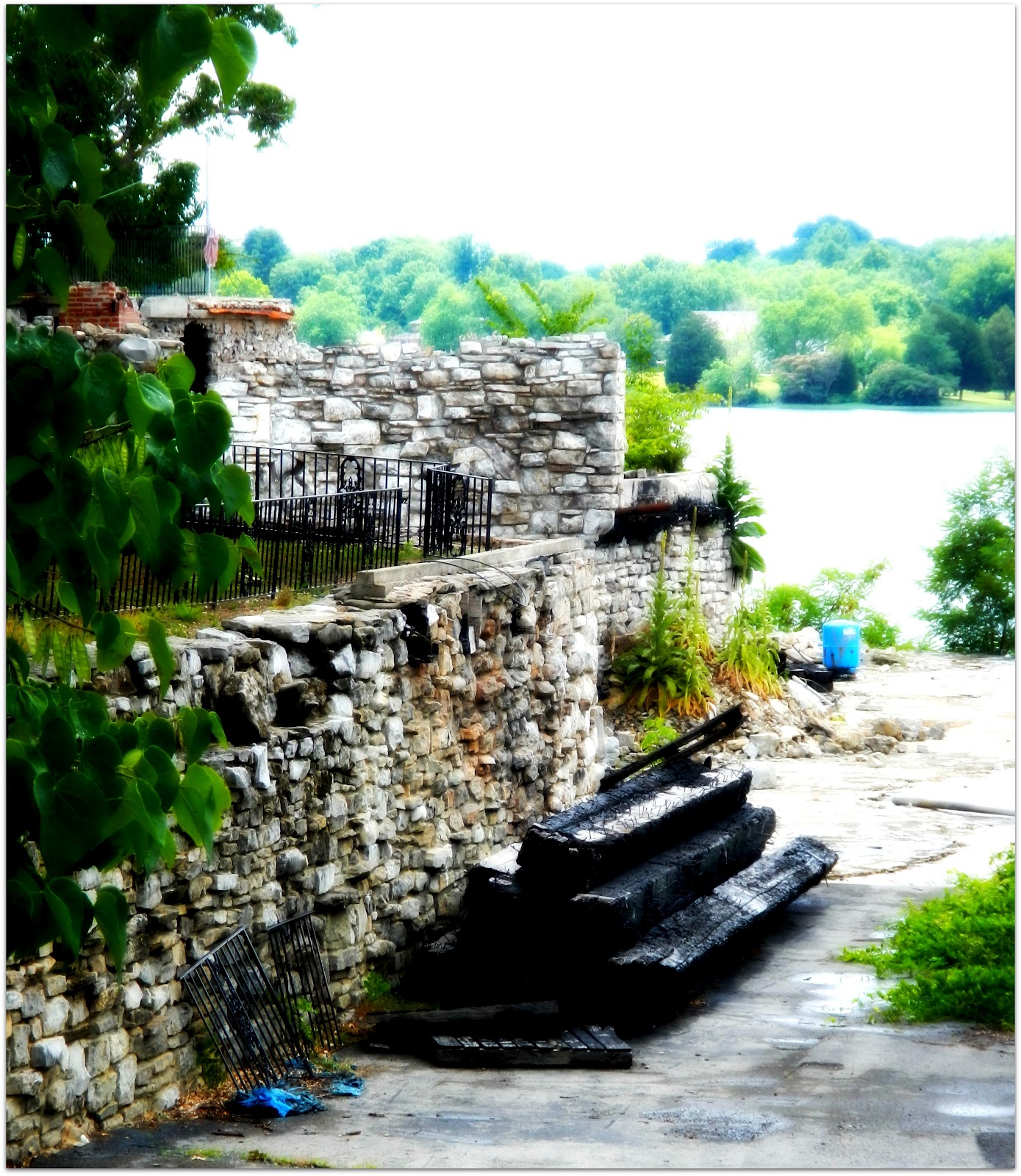 Life in Hendersonville, Tennessee Johnny and June Cash's