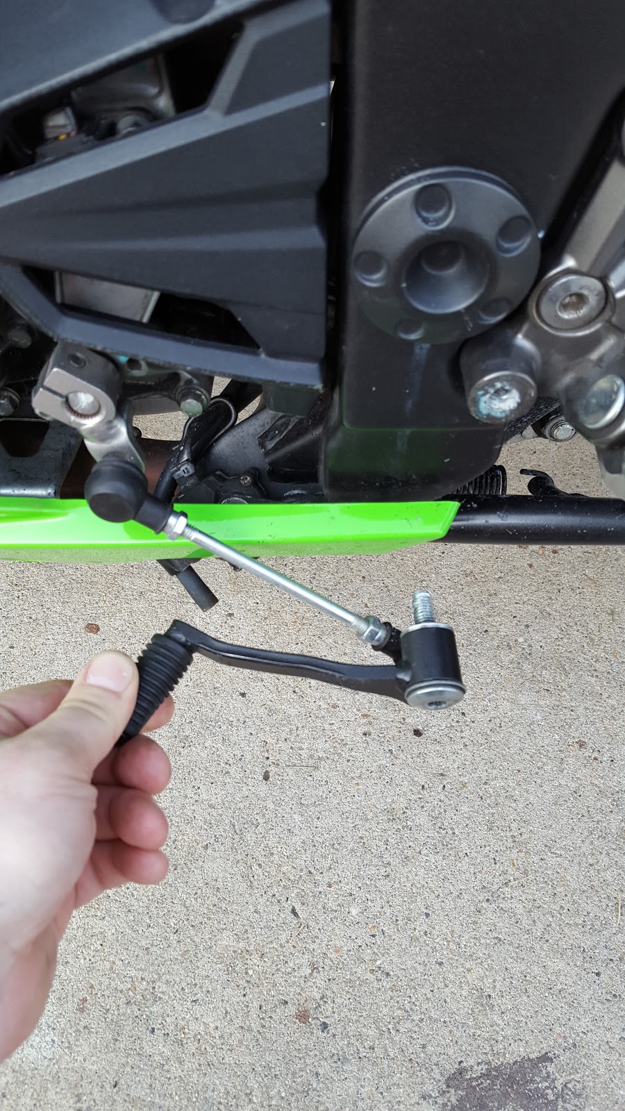 Czechmate Changing Shift Lever on 2013 Ninja 300 (EX300) (With Pictures)