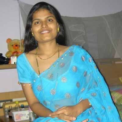 Masala Mallu Aunty Hot Blue Saree Stills | Mallu Joy