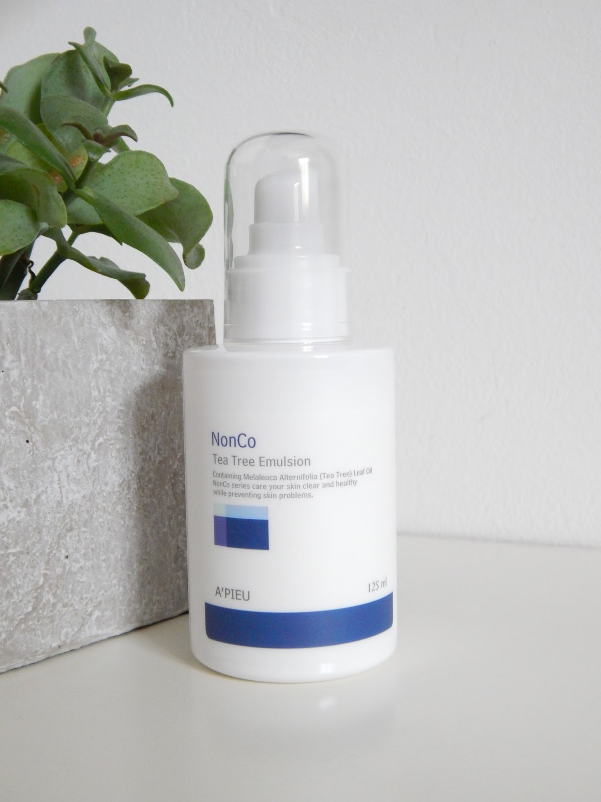 Apieu tea tree с маслом чайного дерева. чайное дерево. пенка для умывания a'pieu nonco mastic relaxing gel foam. Nonco tea tree. Nonco tea tree.