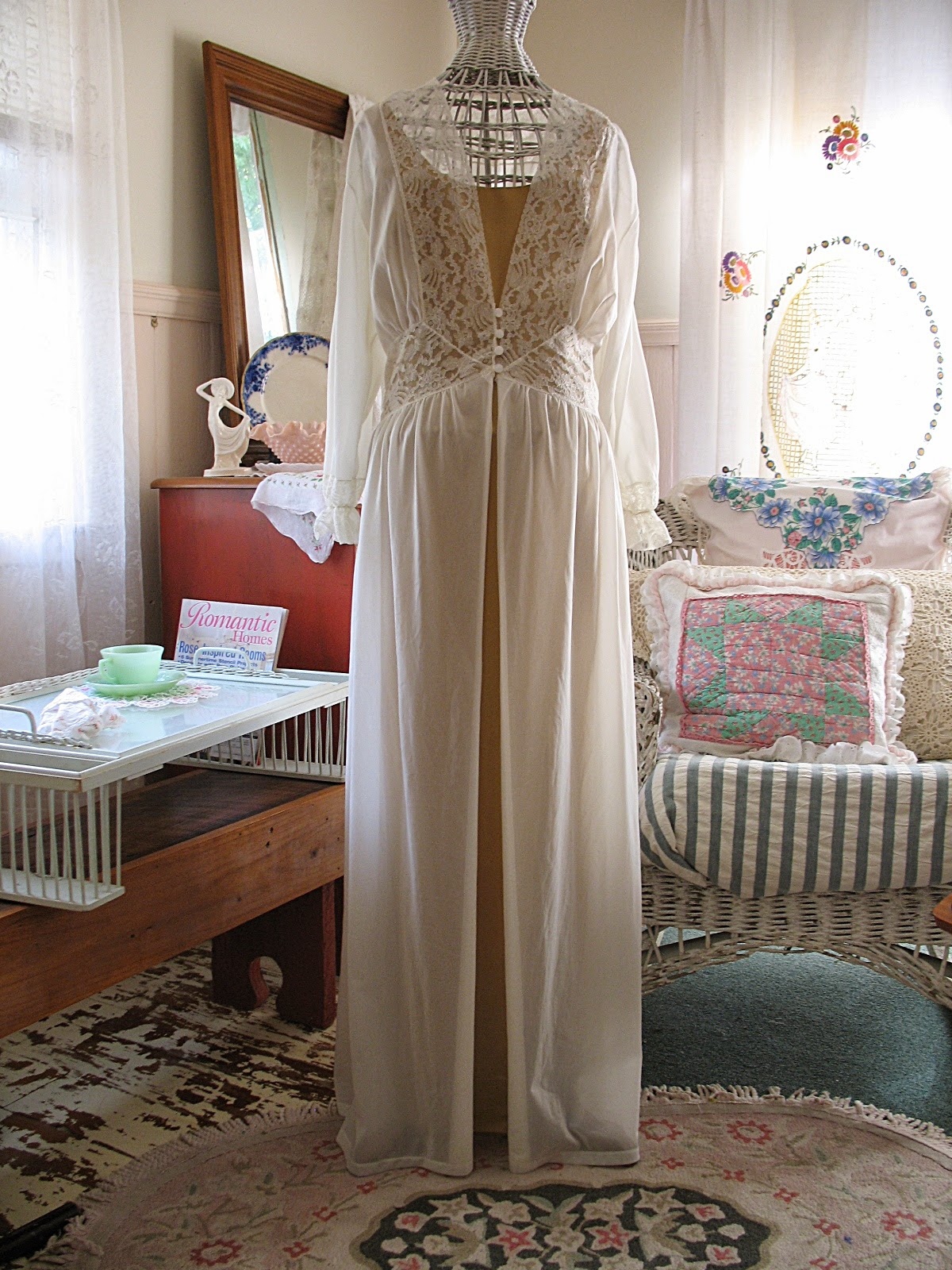 Vintage Michelene Bridal Sheer White Chiffon & Lace Peignoir Robe