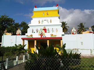 Accueil du temple Hindou à Capesterre