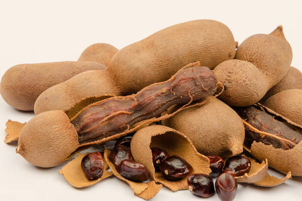 قناع التمر الهندي للبشرة