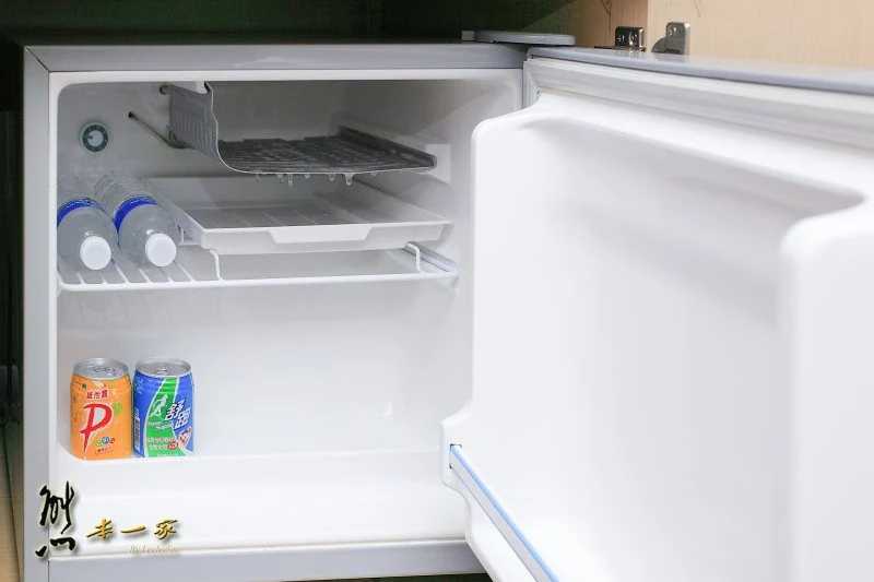 悠逸休閒旅館|房型有Ktv、xbox體感遊戲機還有泡湯池、私人游泳池