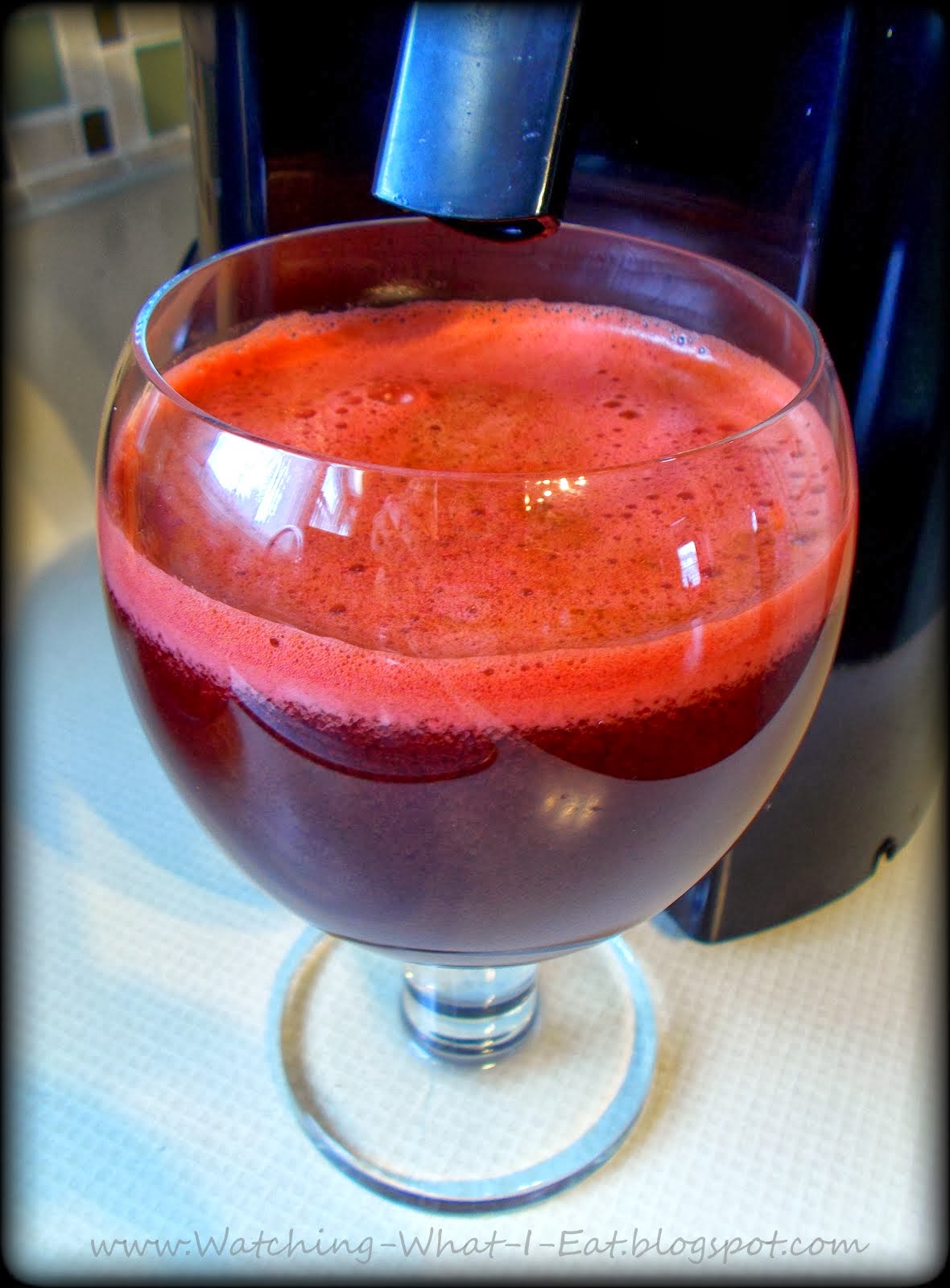 Watching What I Eat Ruby Red Fresh Fruit & Veggie Juice Two Ways