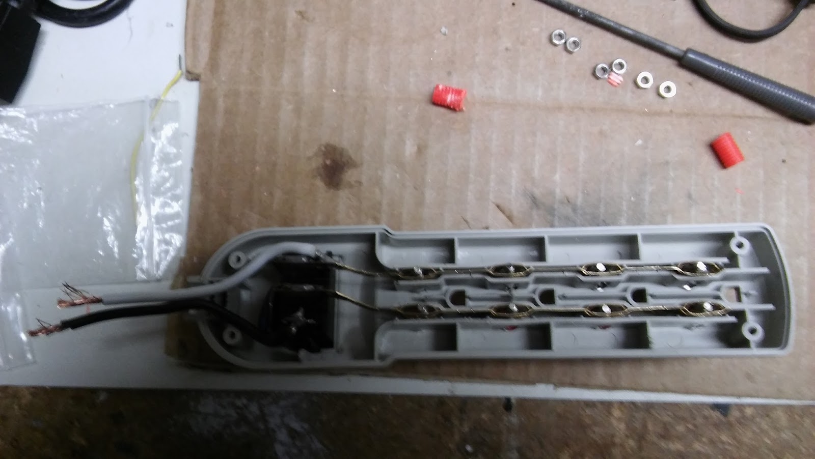 My Virtual Life 12V DC Power Strip