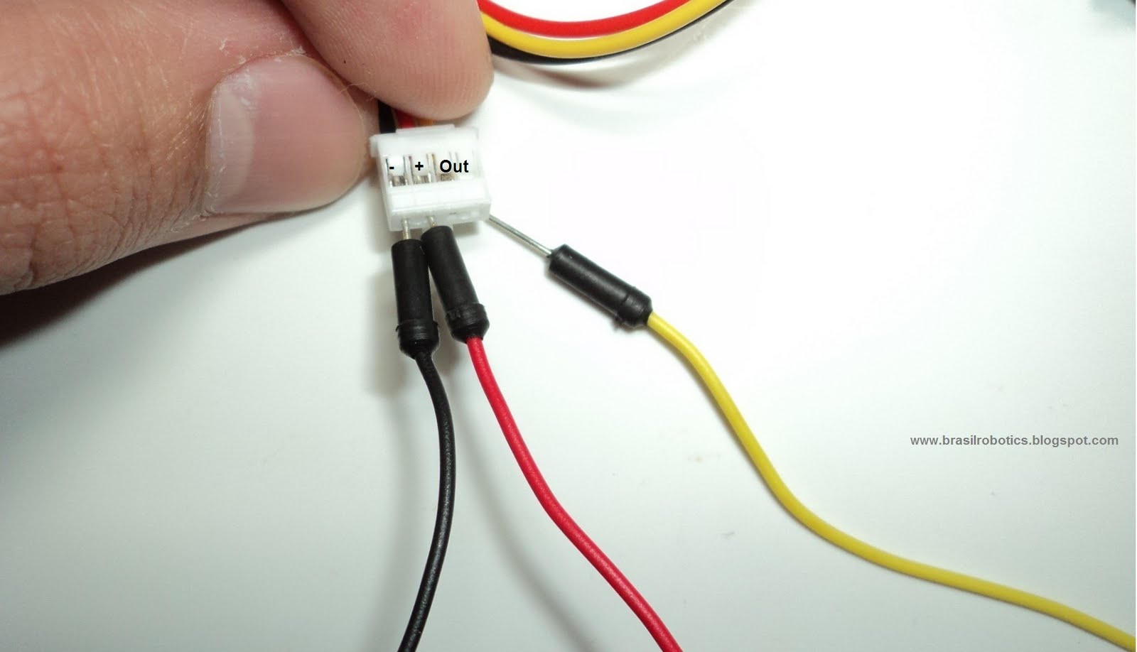 Brasil Robotics: Tutorial: Sensor infra vermelho Sharp com Arduino