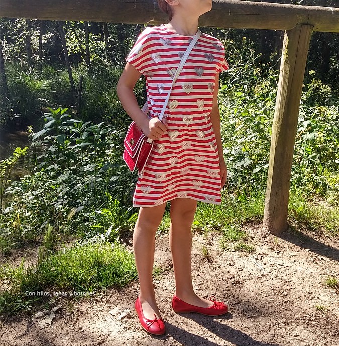 Con hilos, lanas y botones: Vestido trotero para niña