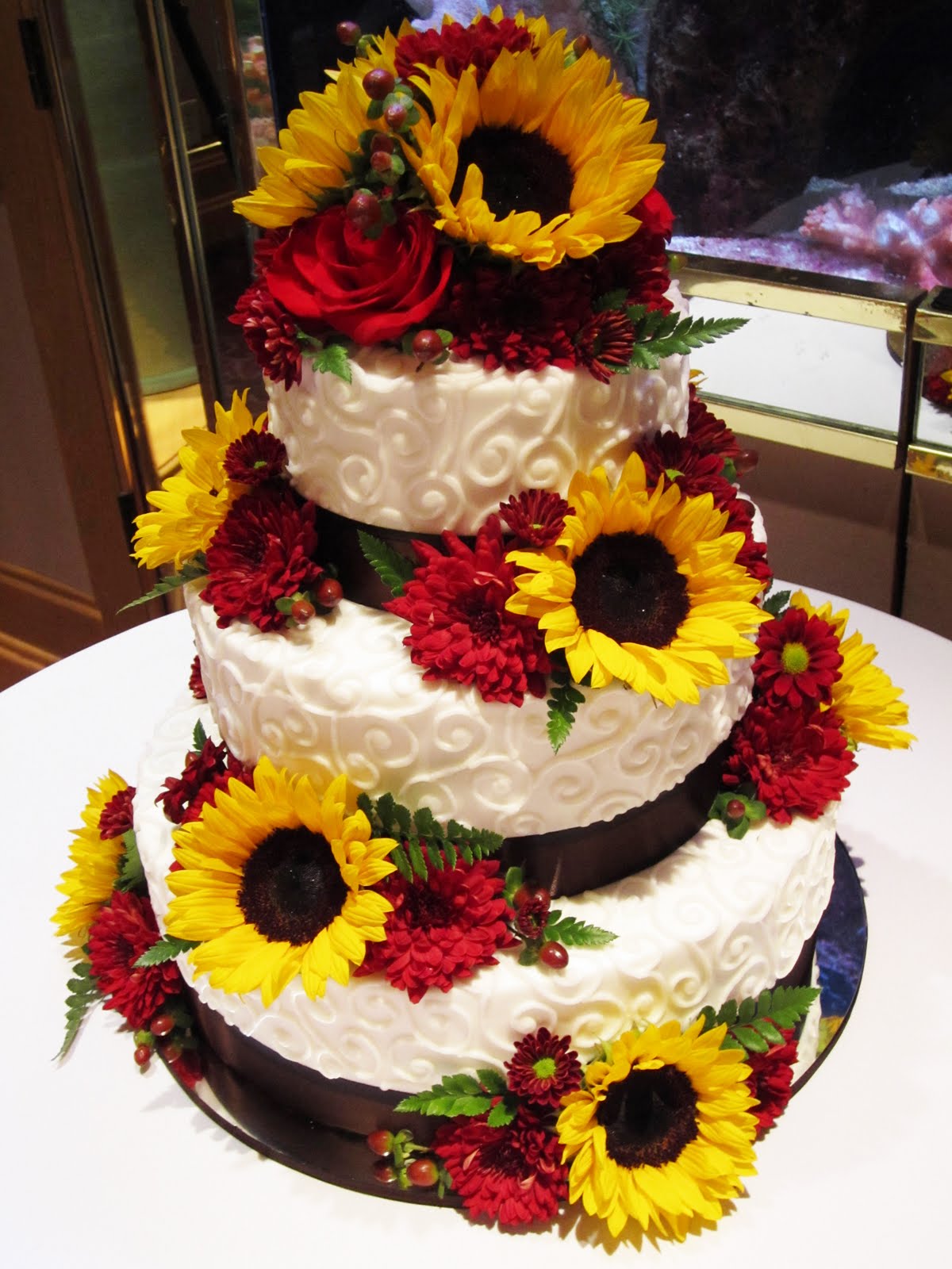 cakes-by-sarah-sunflower-wedding